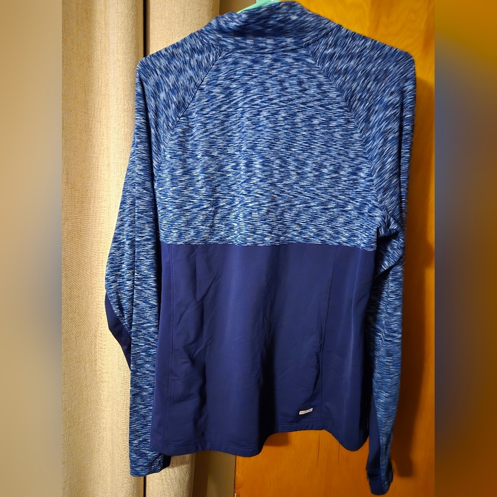 Danskin Navy and Blue Patterned Pullover - Picture 2 of 4